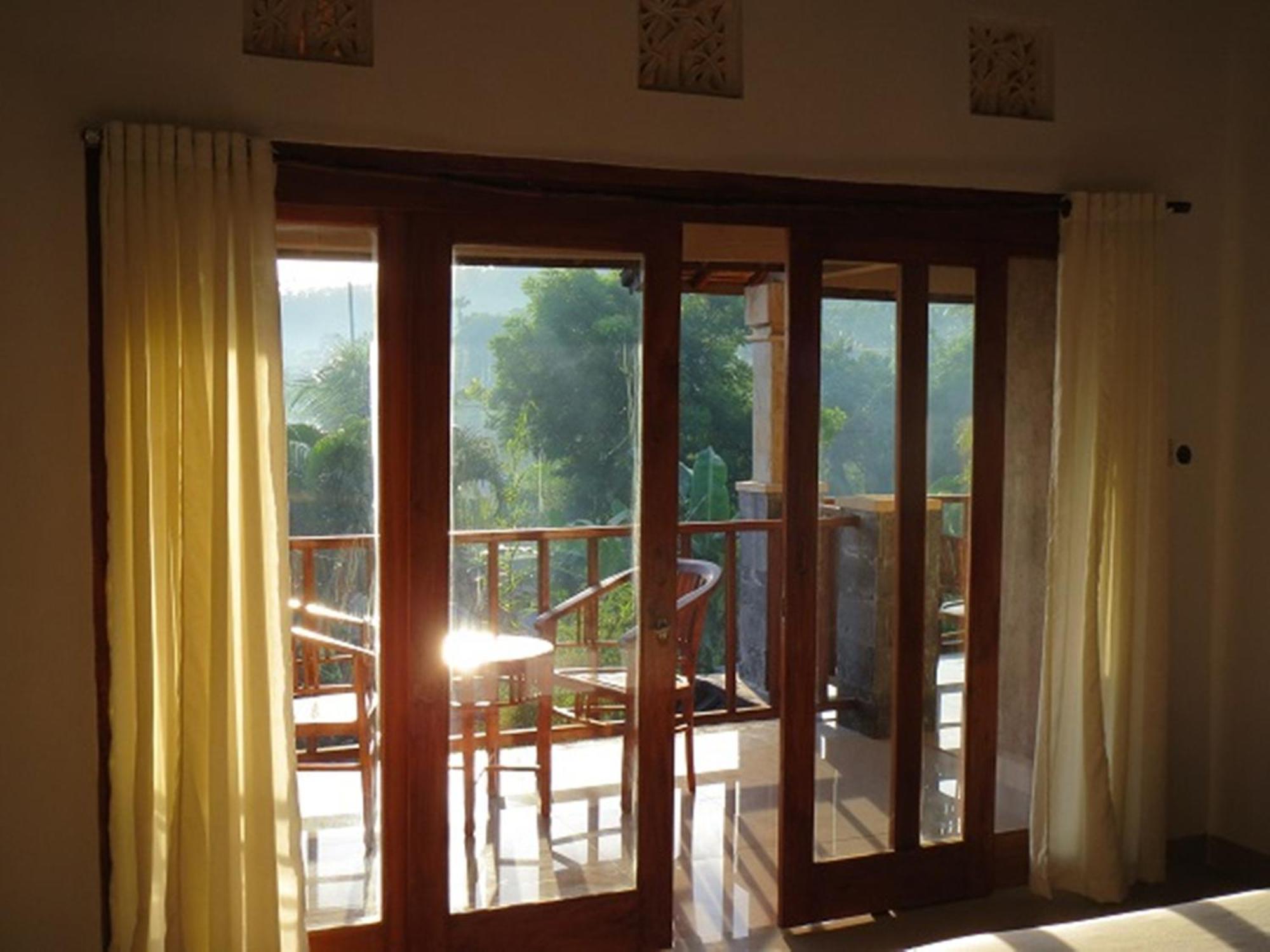 Bali Sari Homestay Amed Стая снимка