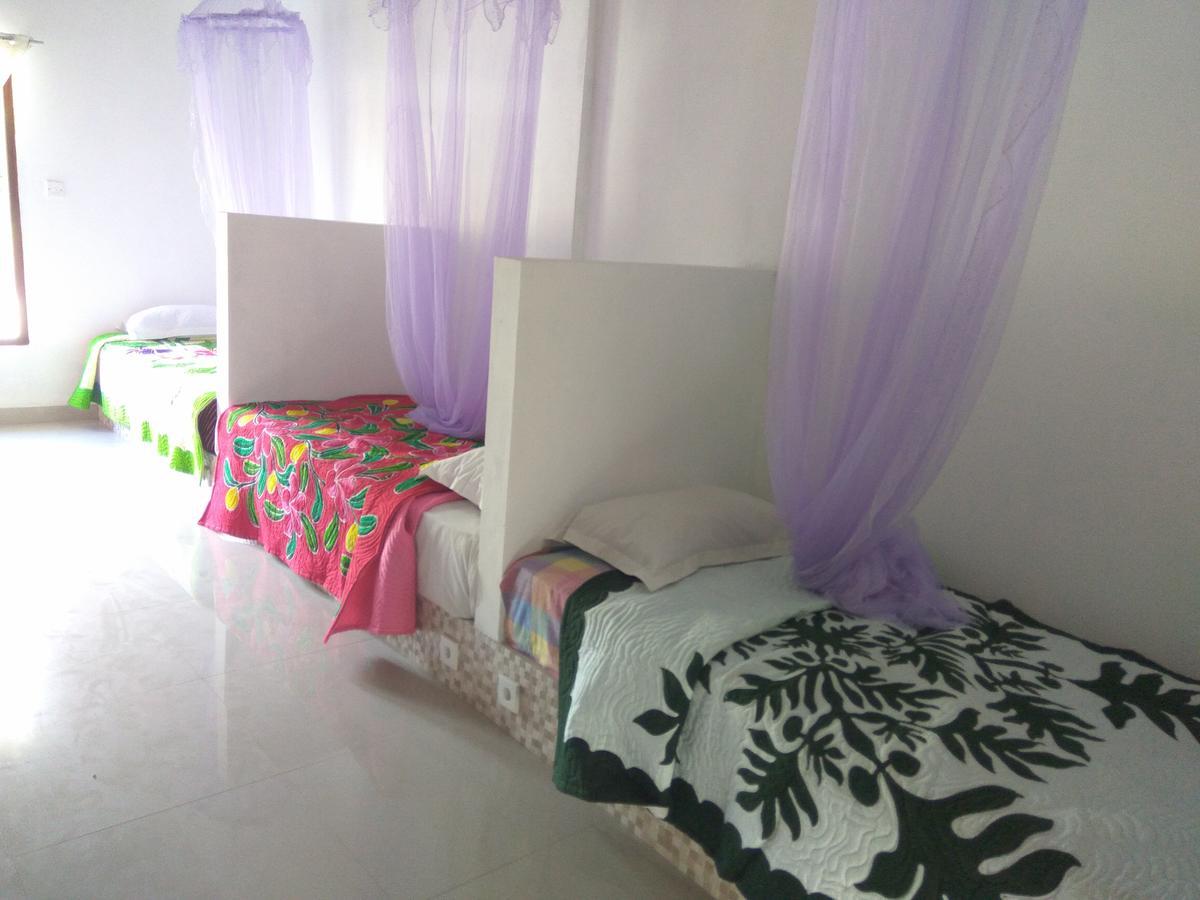 Bali Sari Homestay Amed Екстериор снимка
